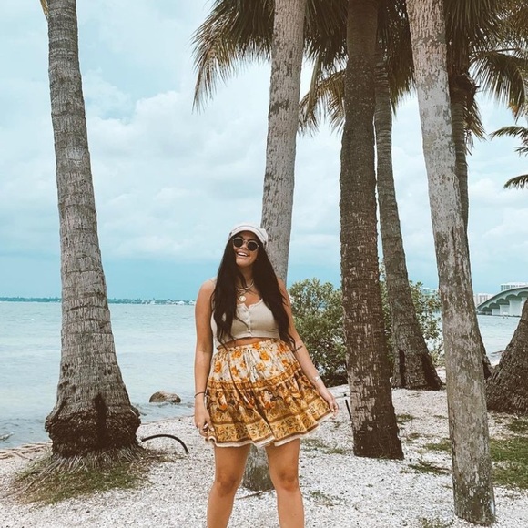 MEET YOUR POSHER Augusta - Picture 3 of 3